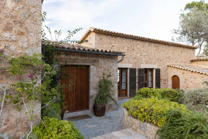 Son Bunyola - Sa Punta de S’Aguila Entrance (1)-min